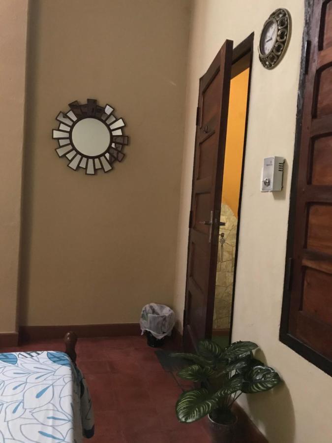 Mi Lugar Vintage Hostal - Calor De Hogar! Assunção Exterior foto